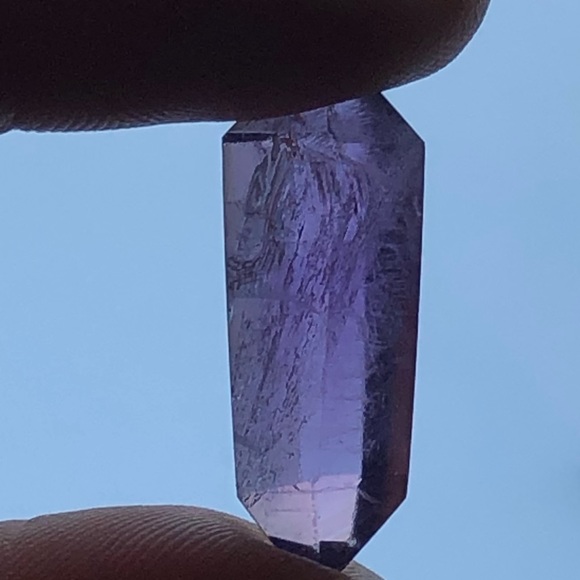 Genuine amethyst quartz Crystal - Picture 2 of 5